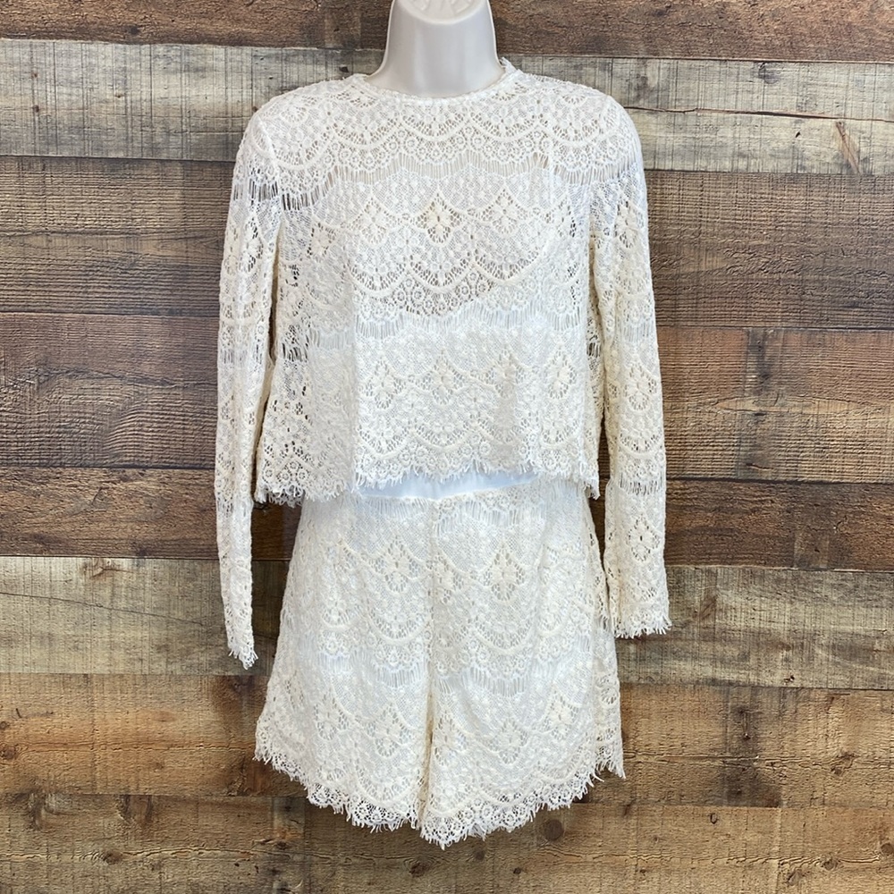 Saylor Romper Women’s Medium Ivory Off White Lace Overlay Bridal Long Sleeve